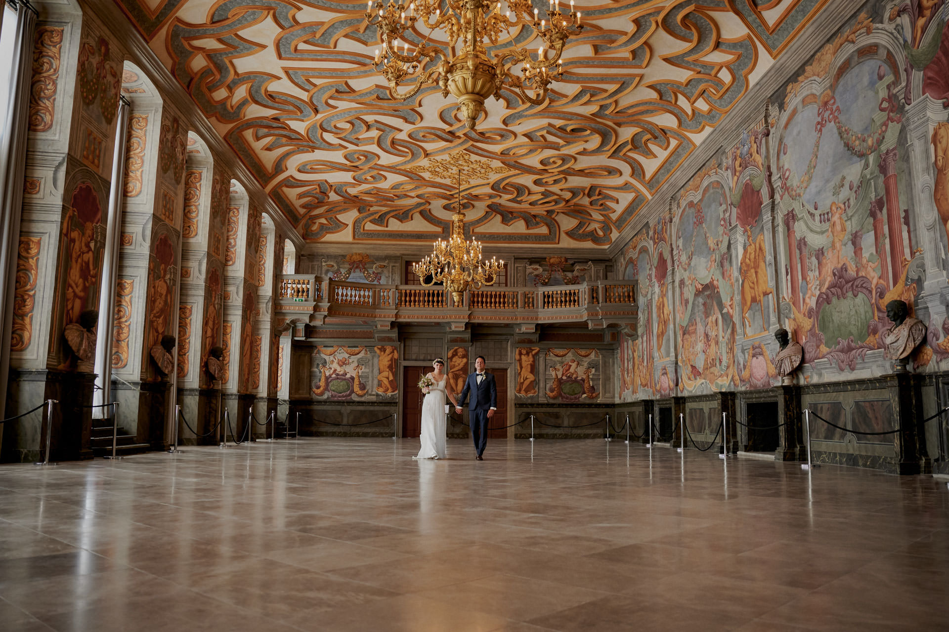 Standesamtliche Hochzeit in den Herrenhäuser Gärten. Hochzeitsfotograf Niclas Grüning