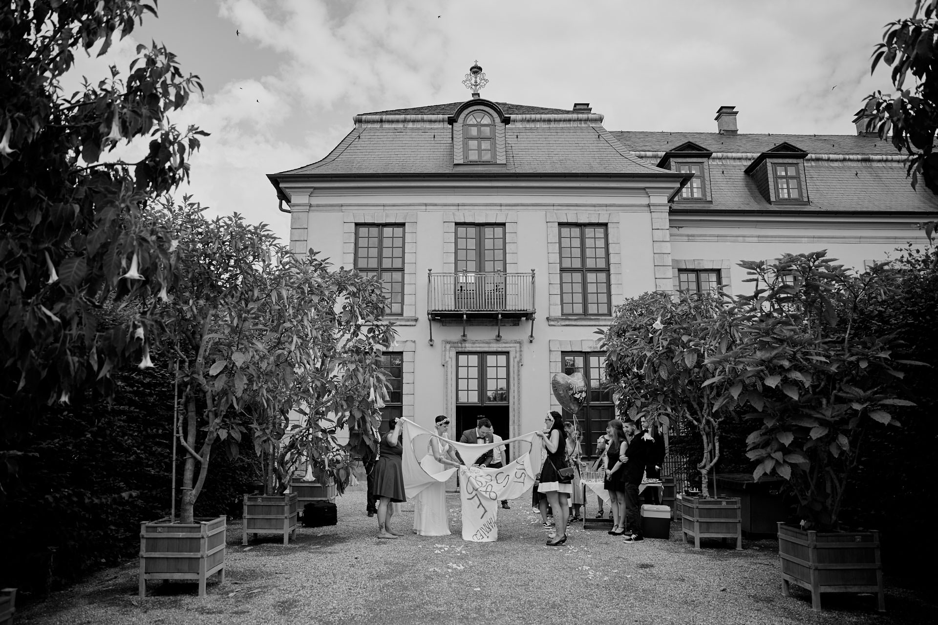 Standesamtliche Hochzeit in den Herrenhäuser Gärten. Hochzeitsfotograf Niclas Grüning