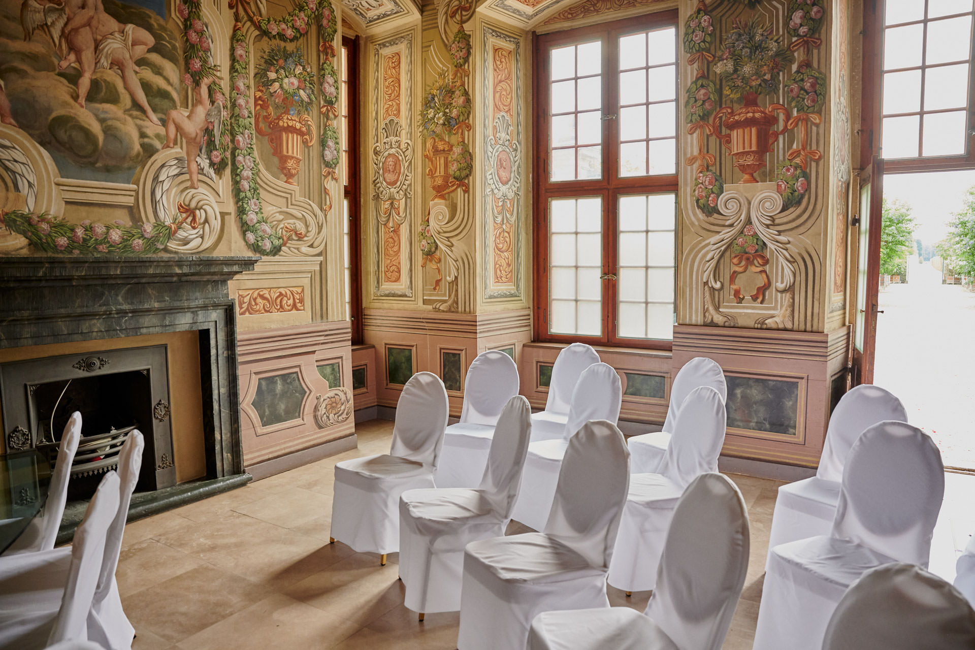 Standesamtliche Hochzeit in den Herrenhäuser Gärten. Hochzeitsfotograf Niclas Grüning