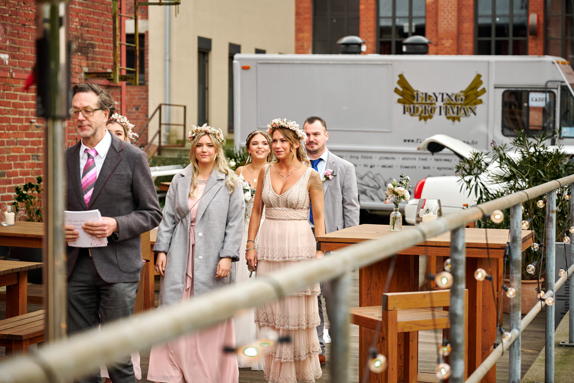 Hochzeitsfotograf für Seifenblasenfabrik Düsseldorf Dr. Thompson´s