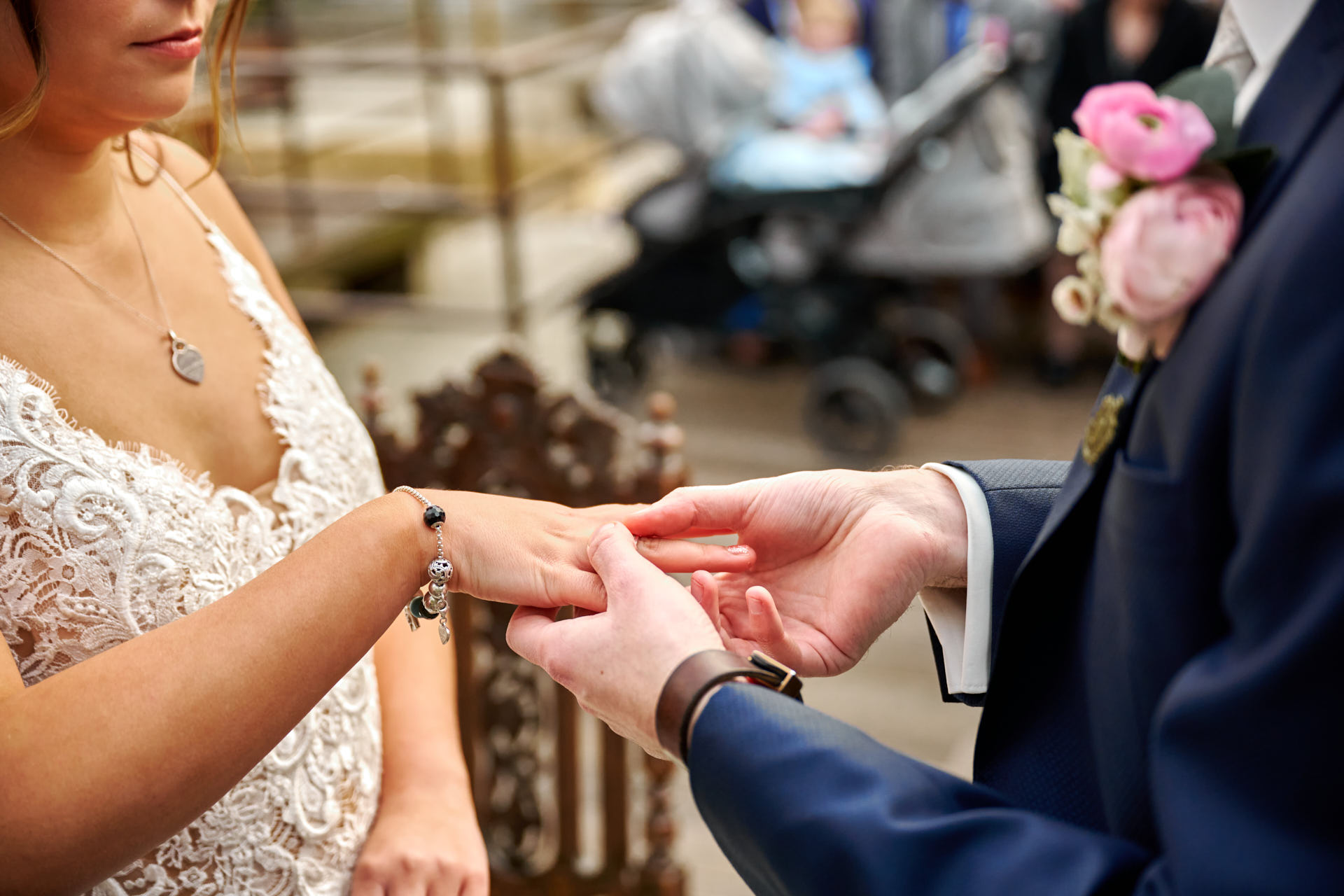 Hochzeitsfotograf für Seifenblasenfabrik Düsseldorf Dr. Thompson´s