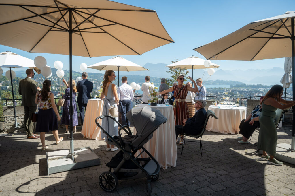Hochzeit Chateau Guetsch Schweiz Hochzeitsfotograf Hochzeitsvideograf